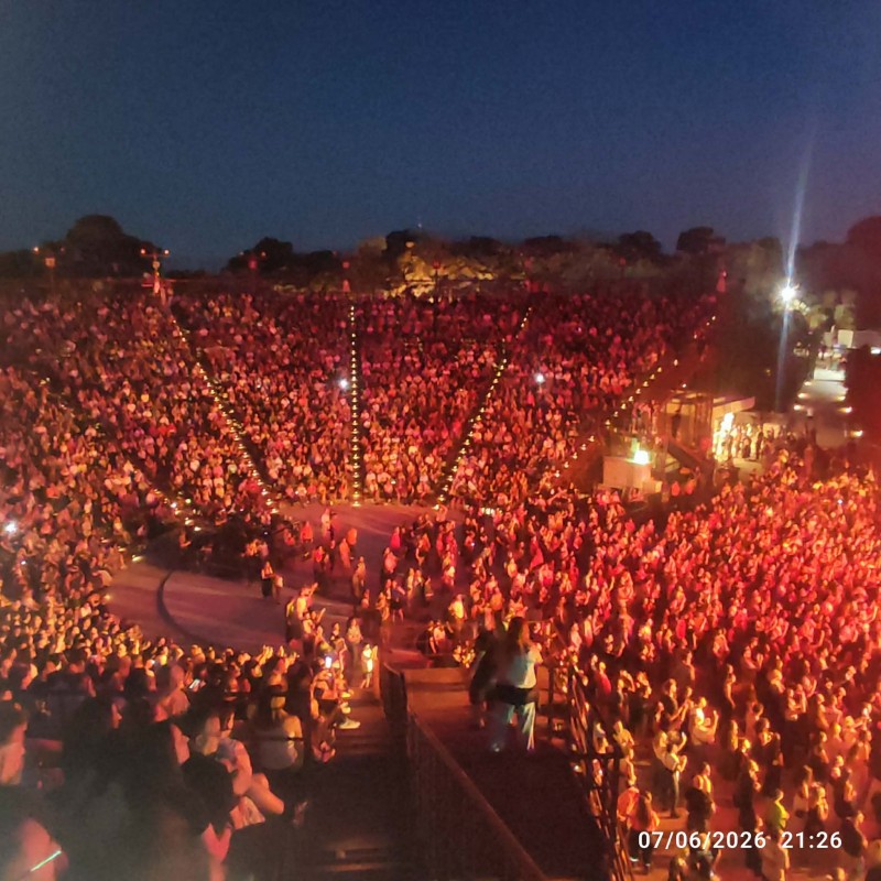 🎶🚑 Υγειονομική Κάλυψη – Δεύτερη συναυλία των Πυξ Λαξ στο Δημοτικό Θέατρο Λυκαβηττού