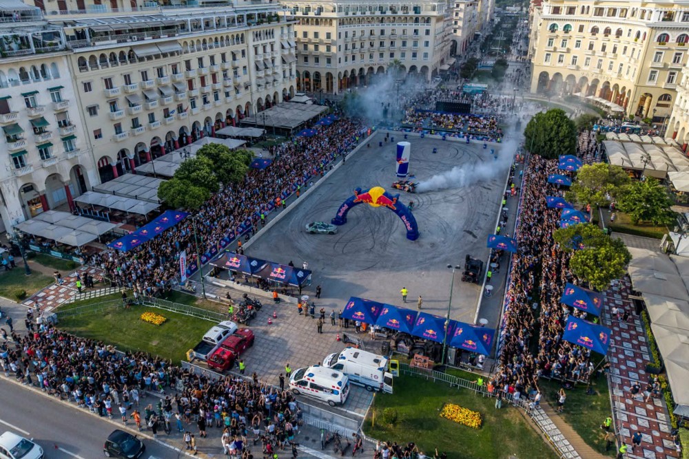 Υγειονομική κάλυψη του Red Bull Urban Action Show από την ΕΠΟΜΕΑ