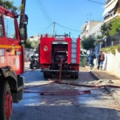 Φωτιά σε παράπηγμα σε οικοπεδικό χώρο στο Πέραμα  Φωτιά σε παράπηγμα σε οικοπεδικό χώρο στο Πέραμα
