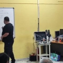 Μάθημα με θέμα τις τηλεπικοινωνίες για τη νέα σειρά εθελοντών Μάθημα με θέμα τις τηλεπικοινωνίες για τη νέα σειρά εθελοντών